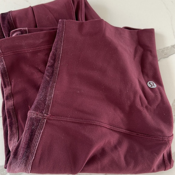 Lululemon. Maroon/purple leggings. NWOT. - Picture 3 of 3